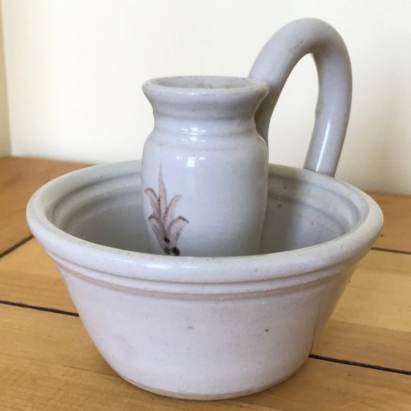 Hilborn Art Pottery Candle Holder with Handle Wee Willie Winkie Made in Canada - Picture 1 of 8